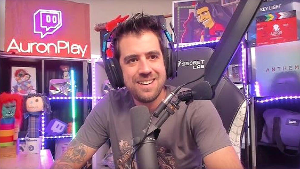 cuanto dinero gana auronplay